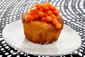 Muffins-con-ricotta,-carote,-mela-e-carote-caramellate