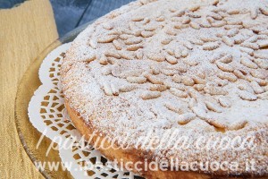 Torta-della-nonna_evidenza